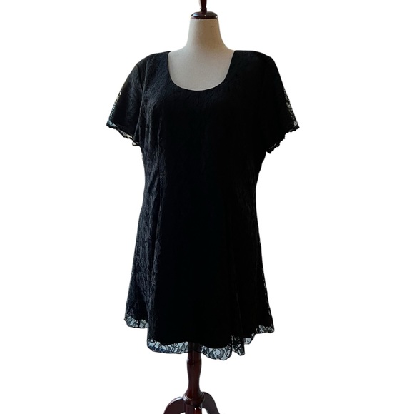 A S Elliot black lace cocktail dress with back rhinestone back accents size 24 - Picture 2 of 14